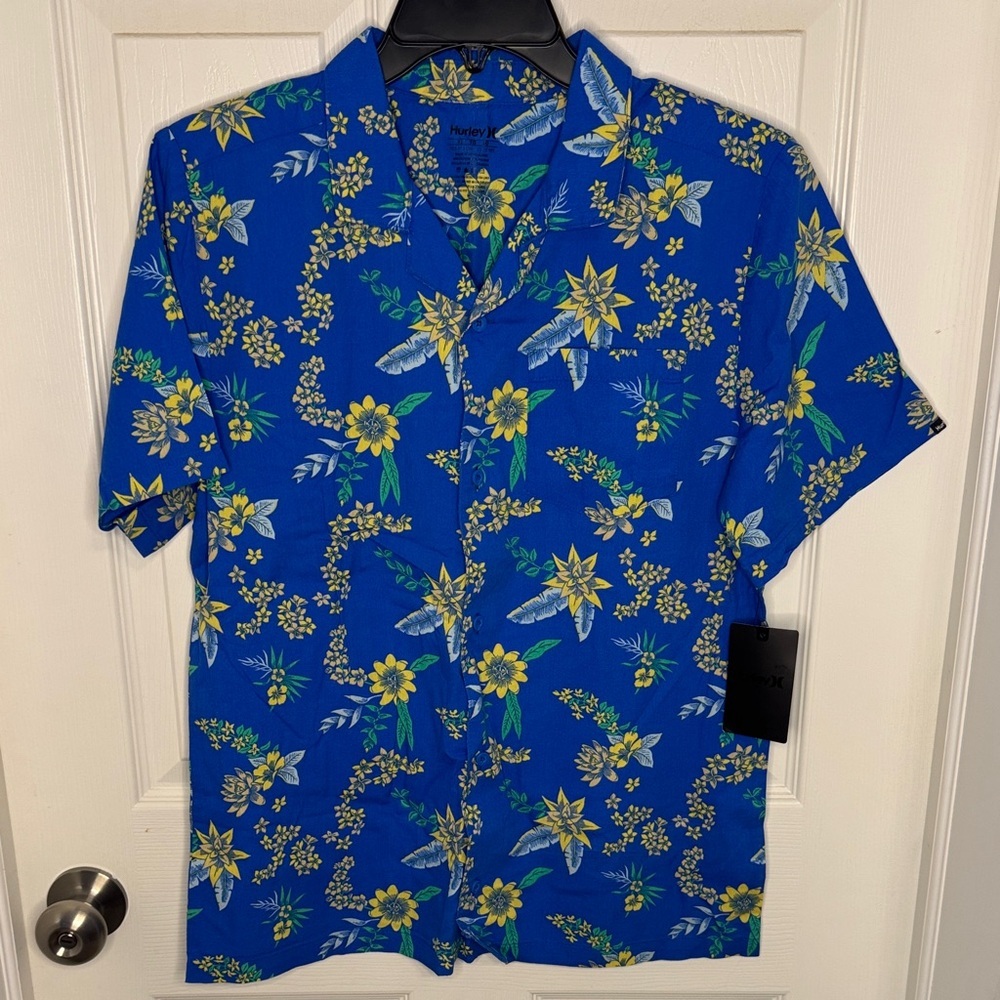 NWT Hurley Floral Boys Button Down Shirt